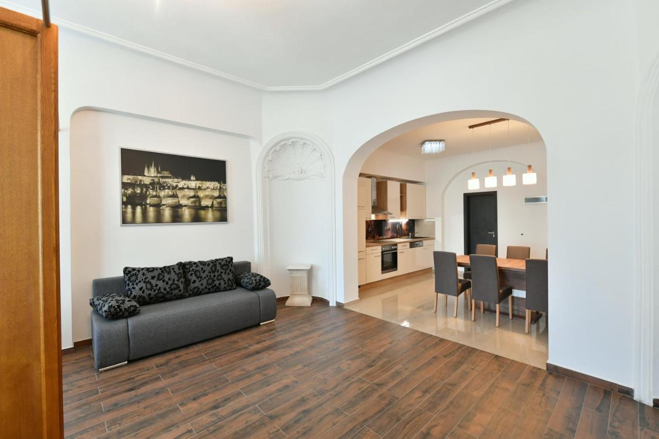 ז'ינדריצ'וב הרדק Apartmany Na Namesti 85 מראה חיצוני תמונה