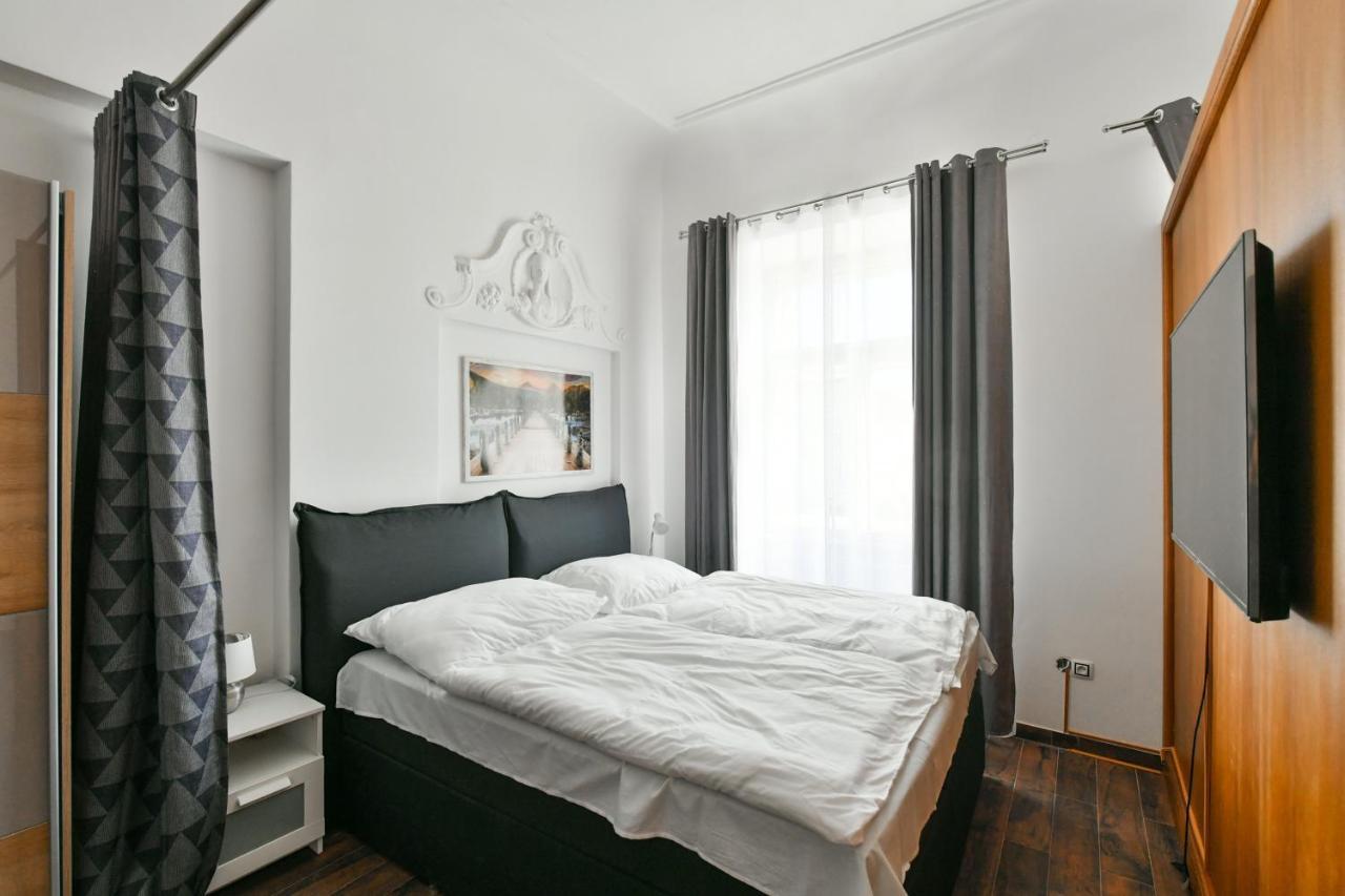 ז'ינדריצ'וב הרדק Apartmany Na Namesti 85 מראה חיצוני תמונה