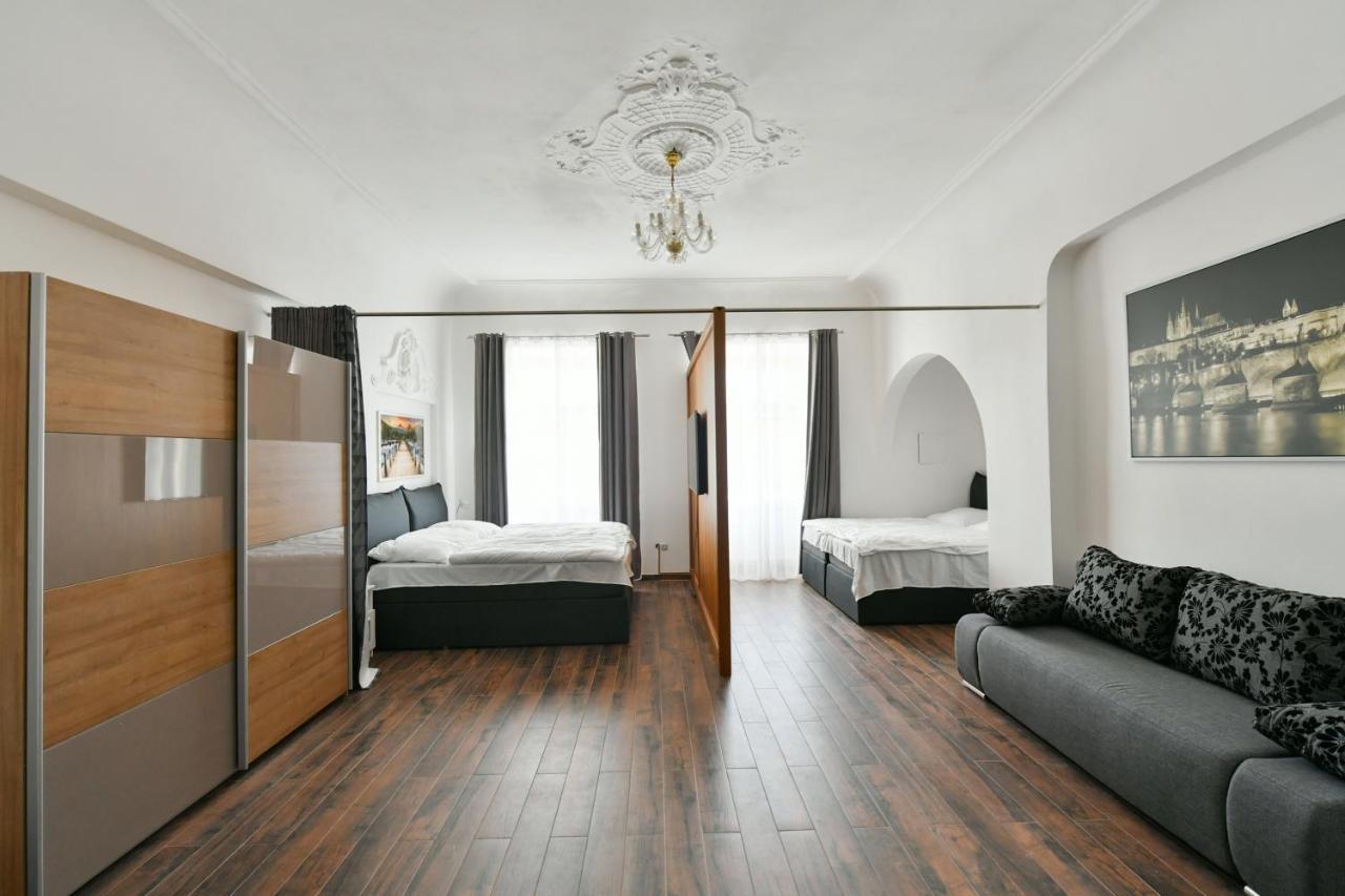 ז'ינדריצ'וב הרדק Apartmany Na Namesti 85 מראה חיצוני תמונה