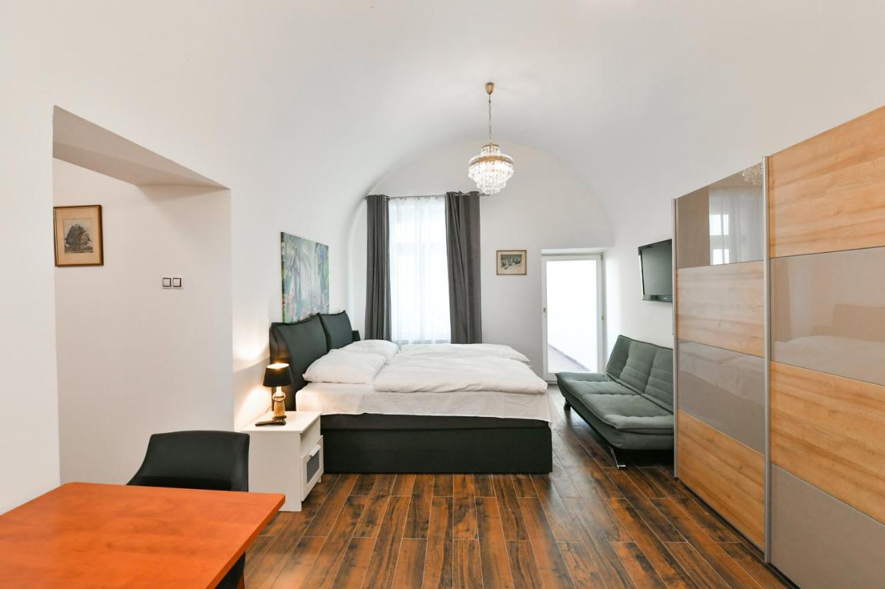 ז'ינדריצ'וב הרדק Apartmany Na Namesti 85 מראה חיצוני תמונה