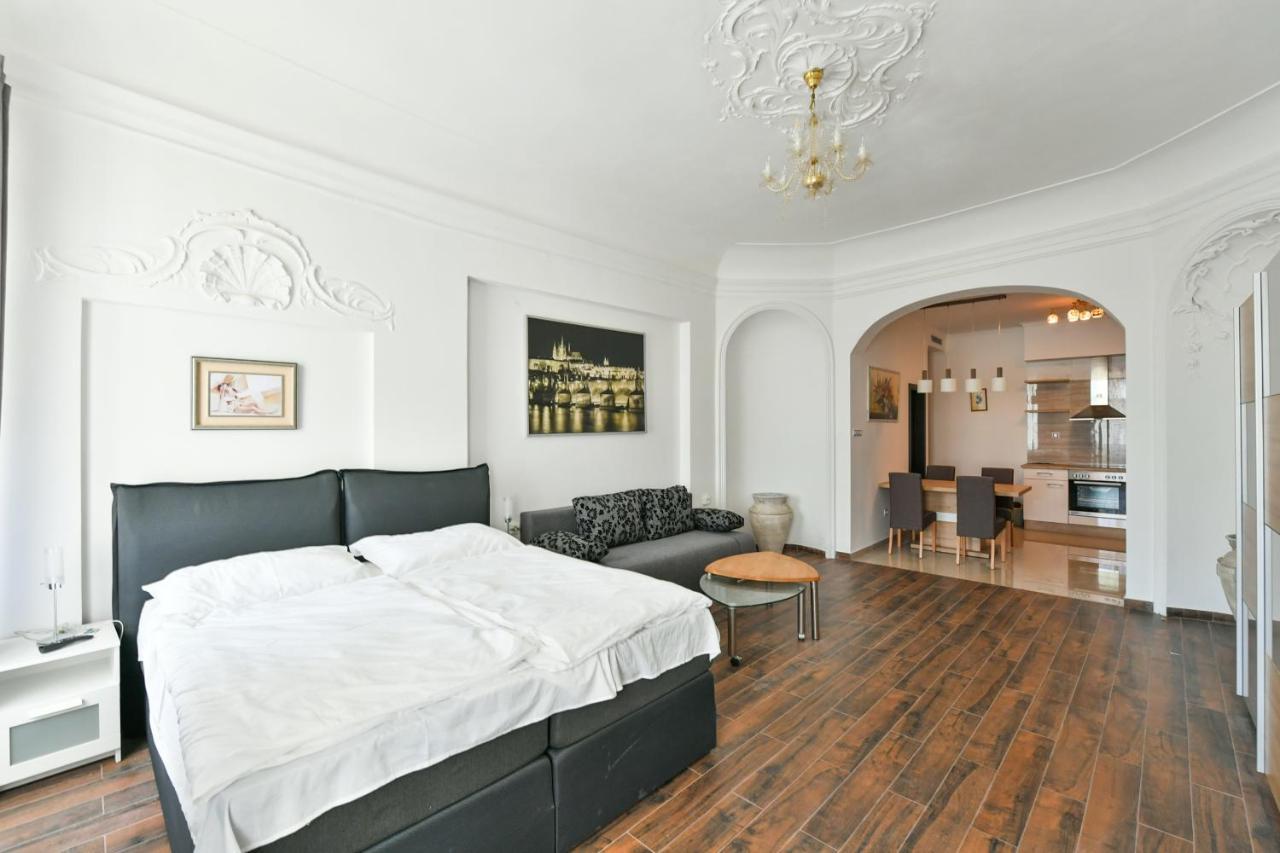 ז'ינדריצ'וב הרדק Apartmany Na Namesti 85 מראה חיצוני תמונה