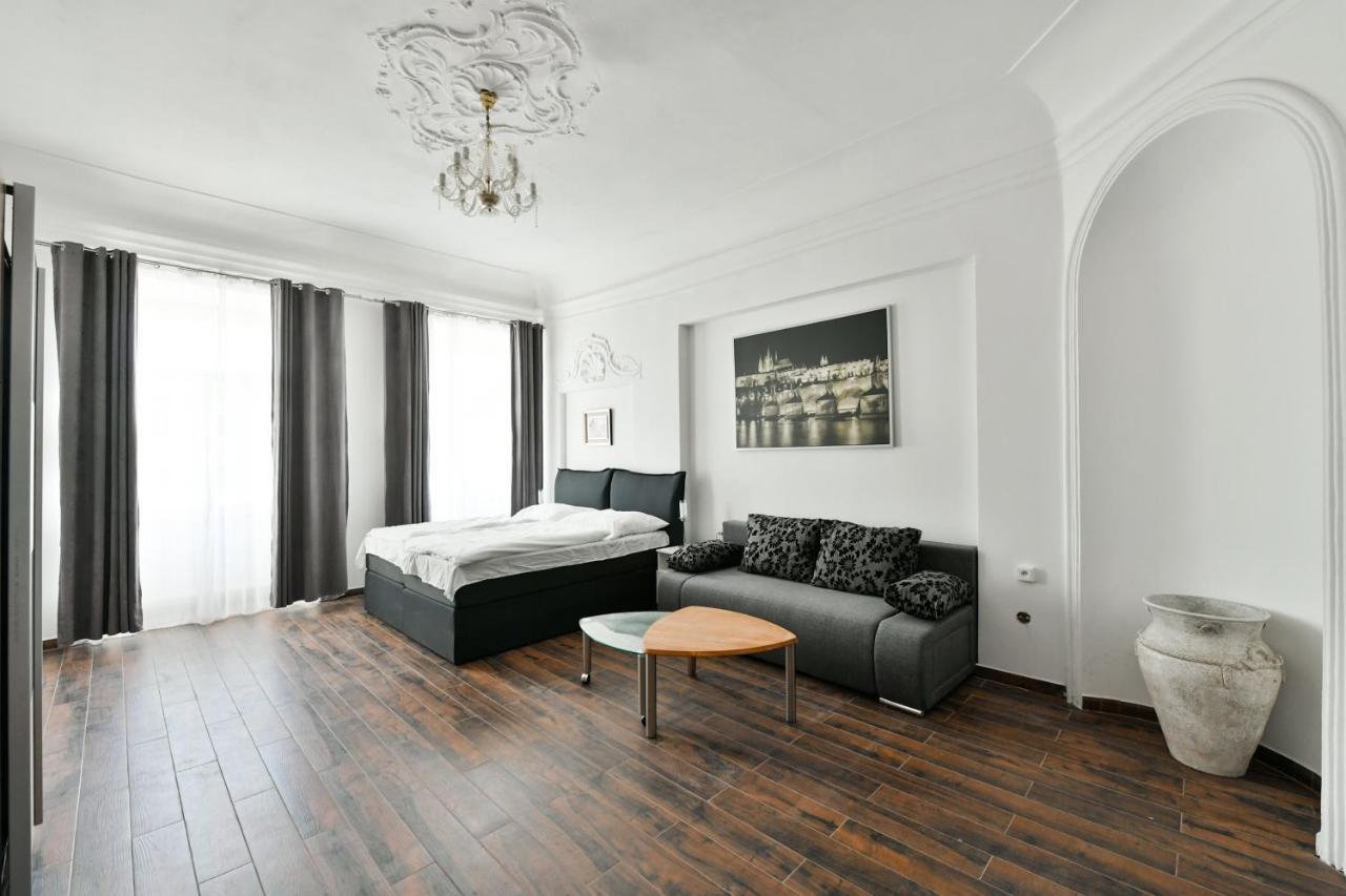 ז'ינדריצ'וב הרדק Apartmany Na Namesti 85 מראה חיצוני תמונה