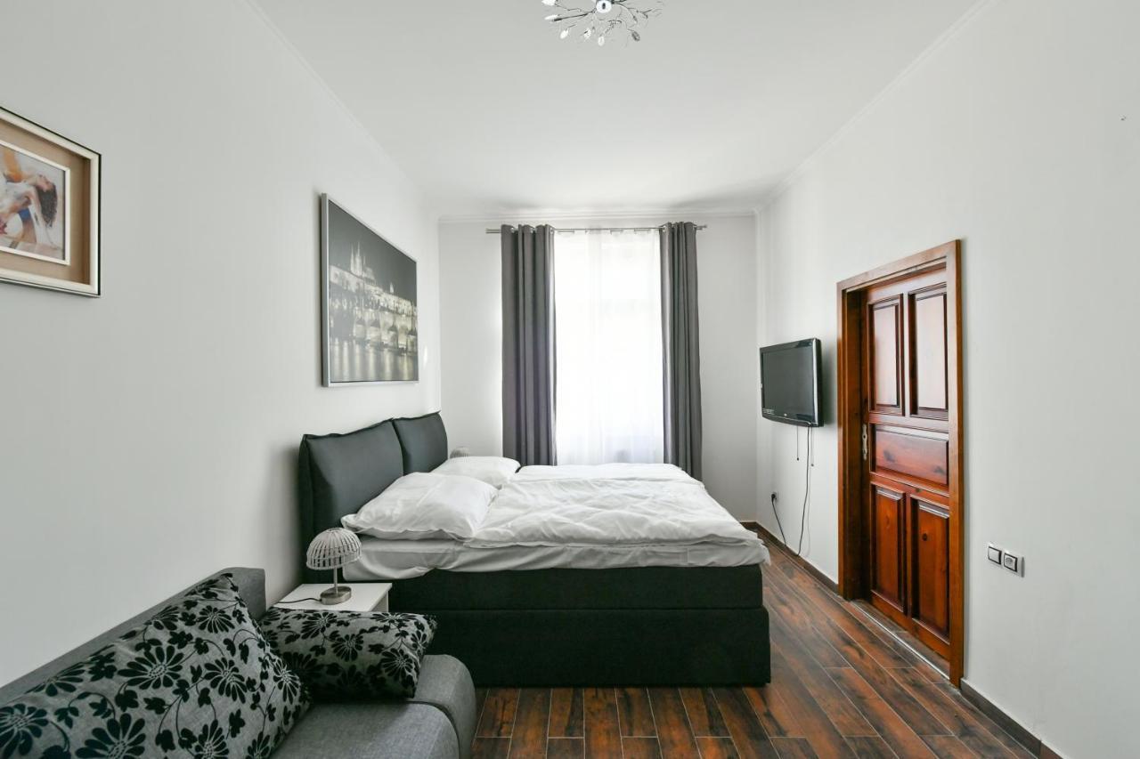 ז'ינדריצ'וב הרדק Apartmany Na Namesti 85 מראה חיצוני תמונה
