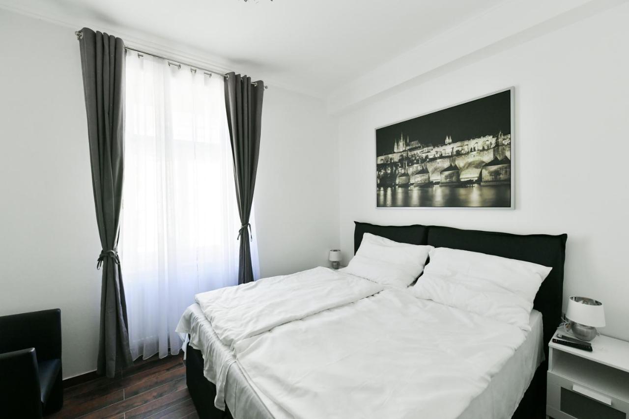 ז'ינדריצ'וב הרדק Apartmany Na Namesti 85 מראה חיצוני תמונה