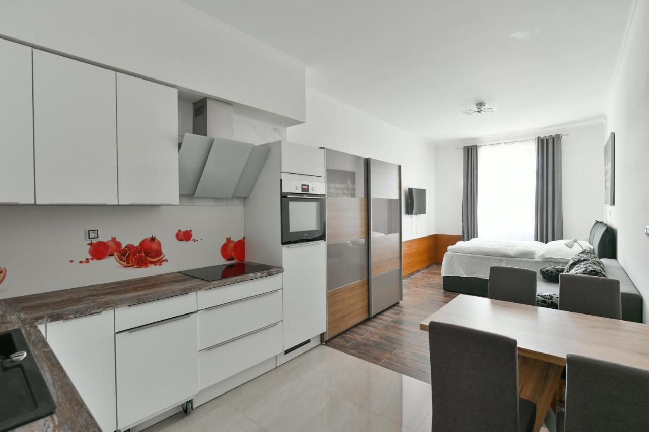ז'ינדריצ'וב הרדק Apartmany Na Namesti 85 מראה חיצוני תמונה