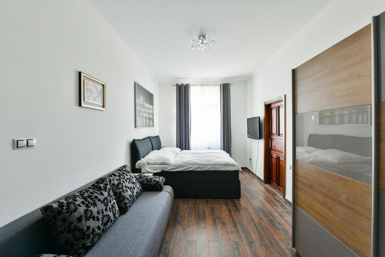 ז'ינדריצ'וב הרדק Apartmany Na Namesti 85 מראה חיצוני תמונה