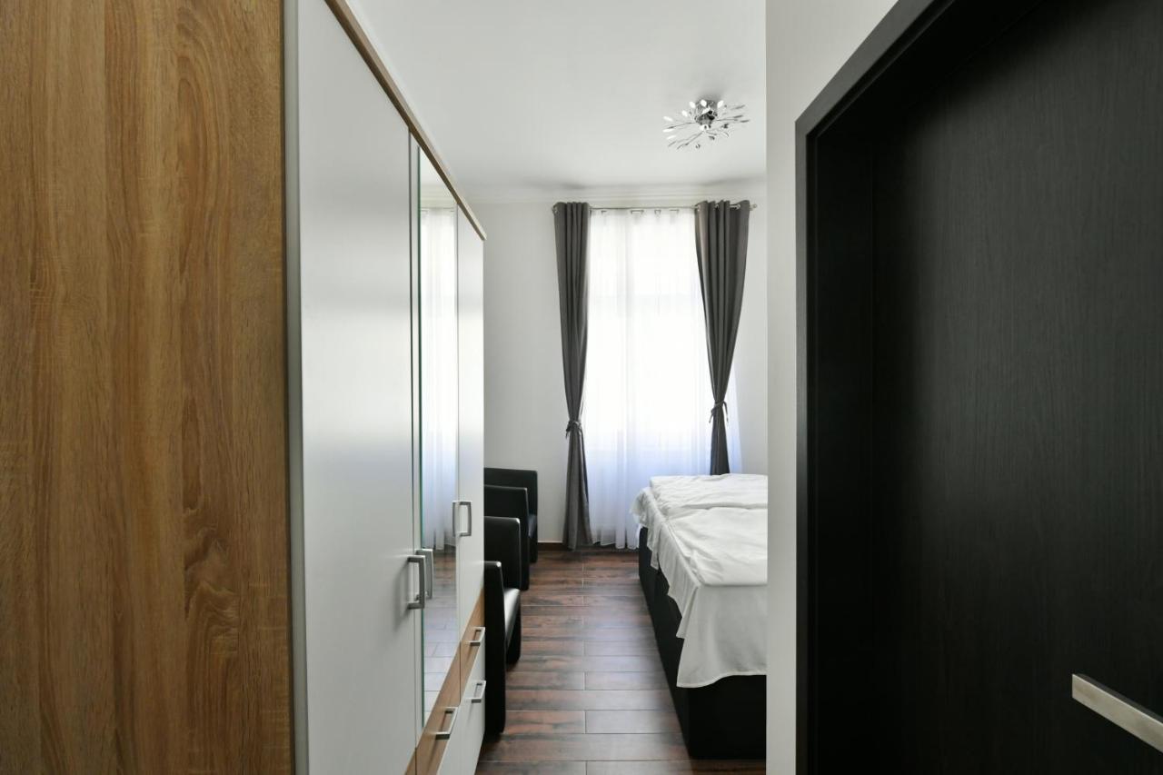 ז'ינדריצ'וב הרדק Apartmany Na Namesti 85 מראה חיצוני תמונה